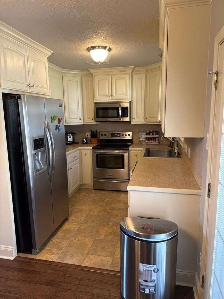 1808 Elmer Neely Dr - Photo 3 of 16