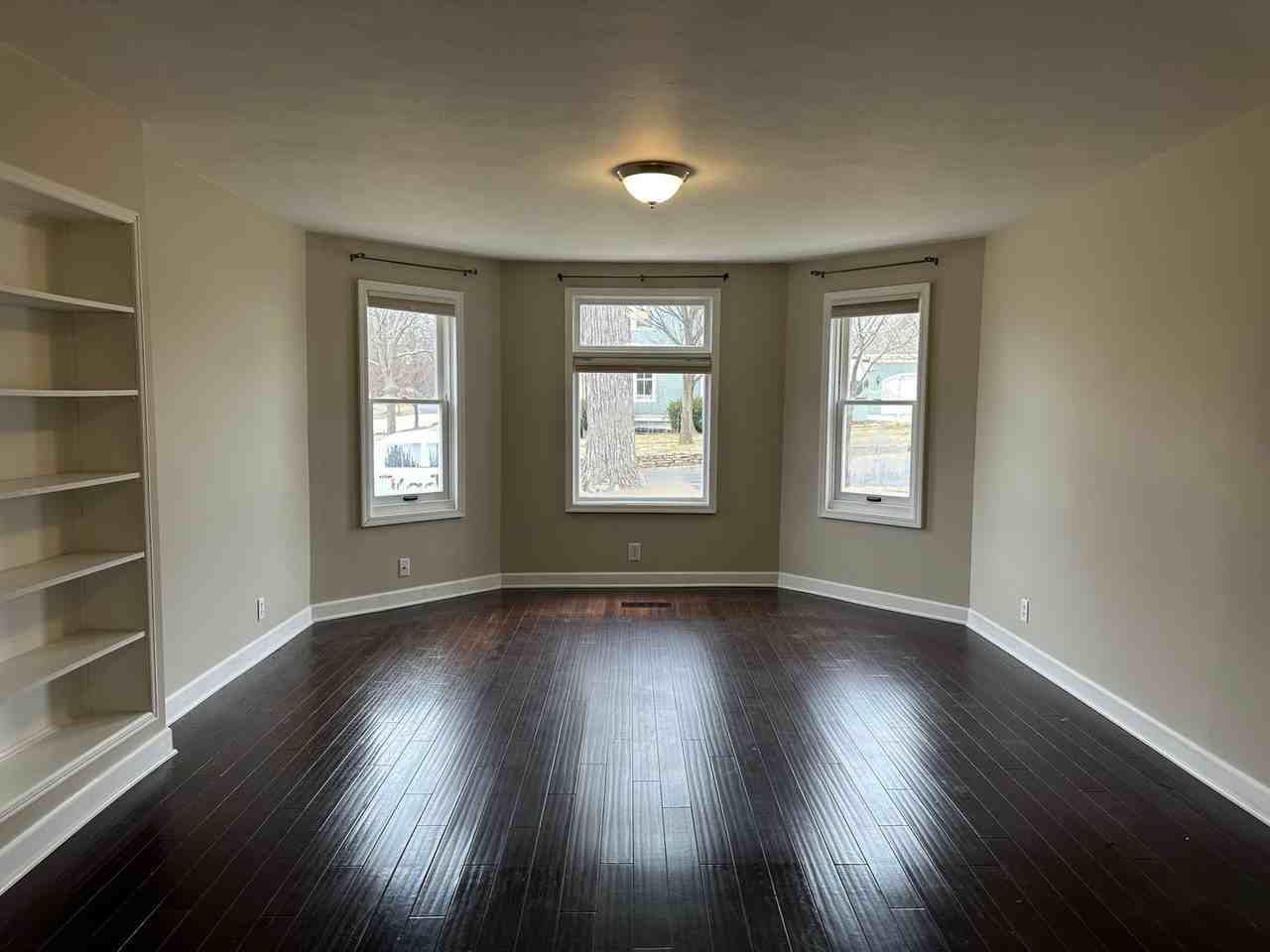 110 N High St - Photo 3 of 25