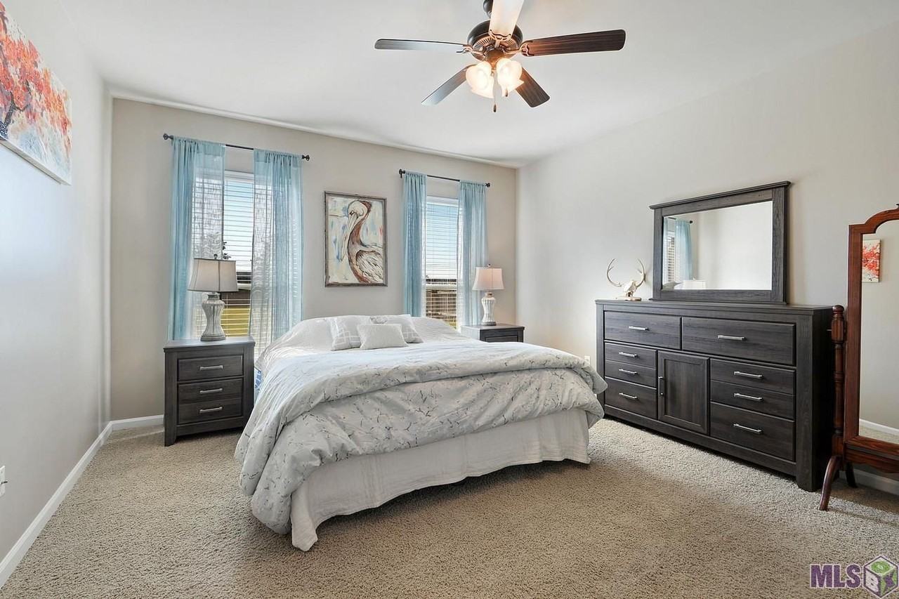 644 Greenwich Dr - Photo 5 of 11