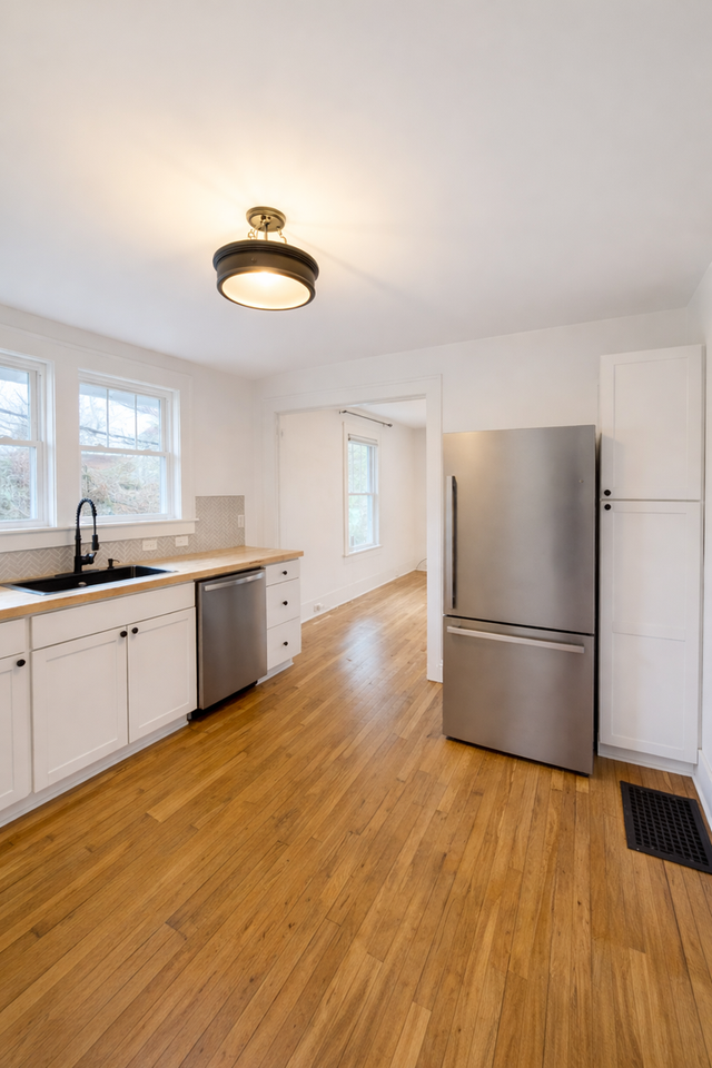 176 Richland St - Photo 6 of 14