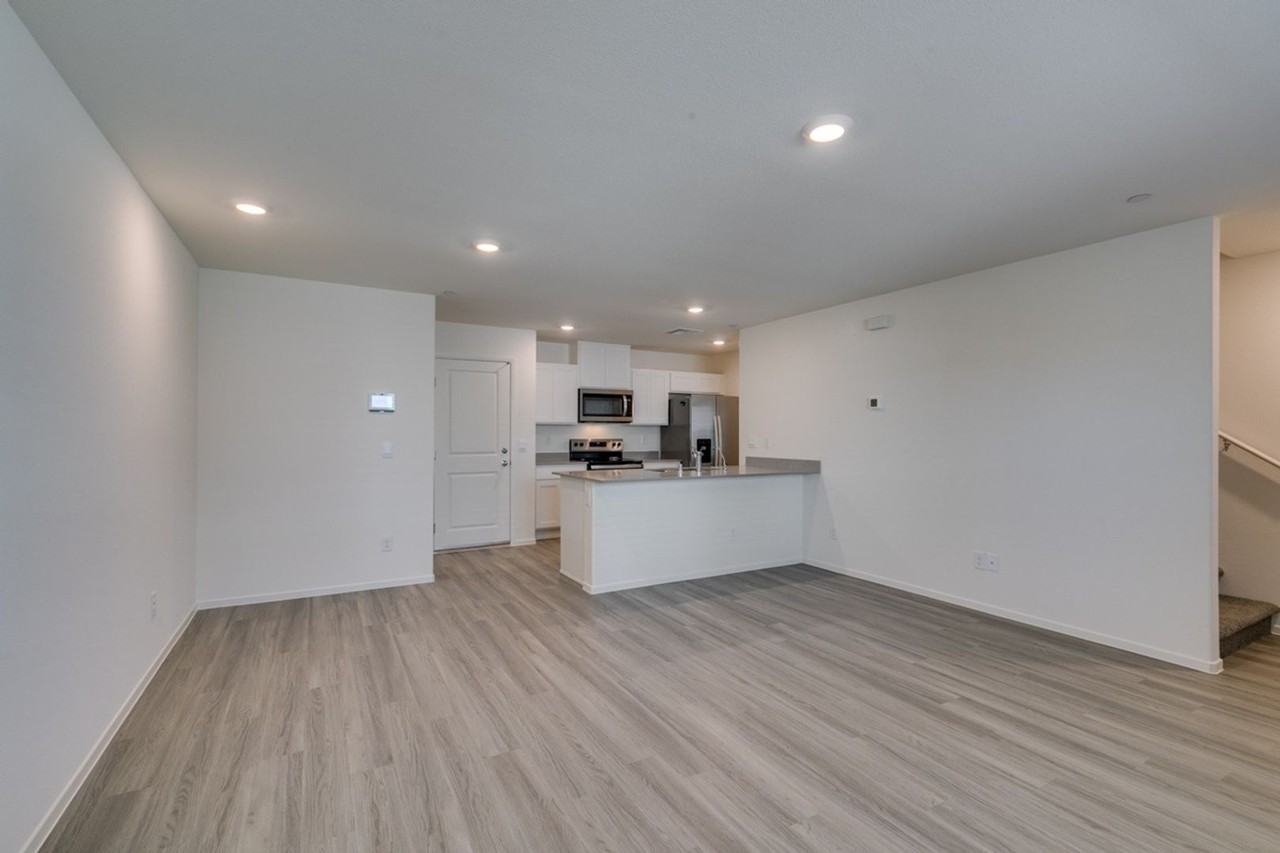 7379 Craig Cove Ct - Photo 2 of 16