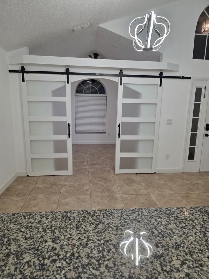 2304 Anhinga Dr - Photo 5 of 13