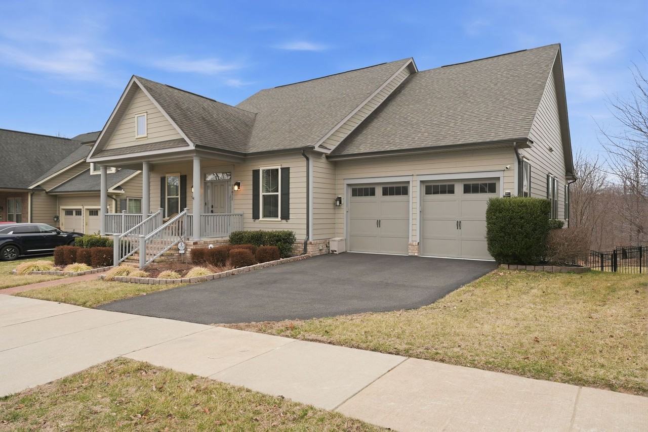17072 Silver Arrow Dr - Photo 2 of 45