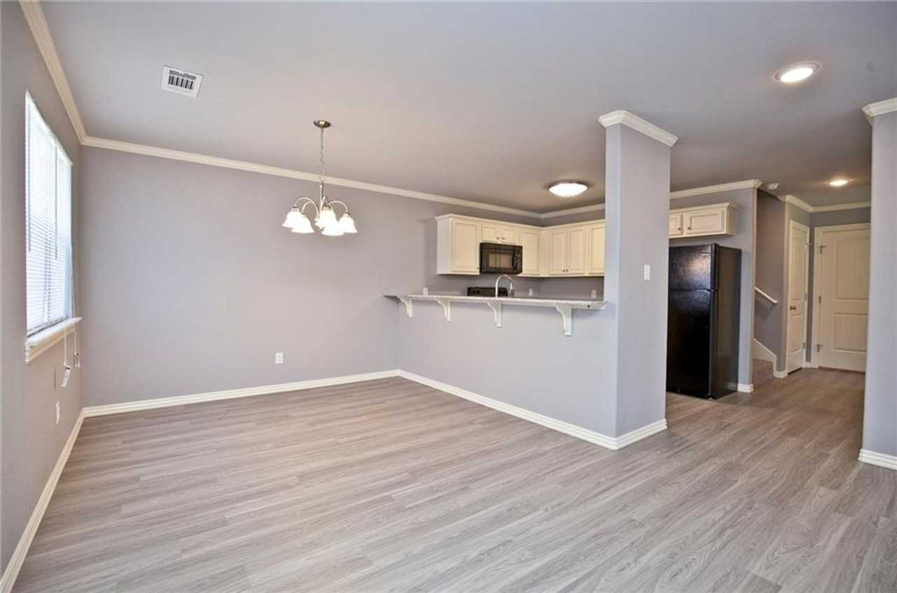 1255 N Rupple Rd - Photo 2 of 21