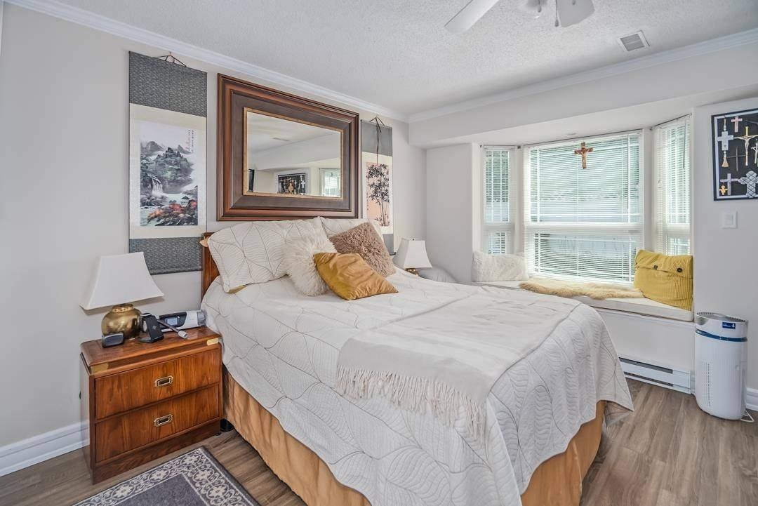 11420 Seabrook Crescent - Photo 4 of 8