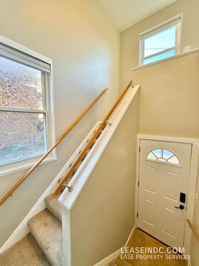 4407 2nd St Ne #2 - Photo 2 of 14