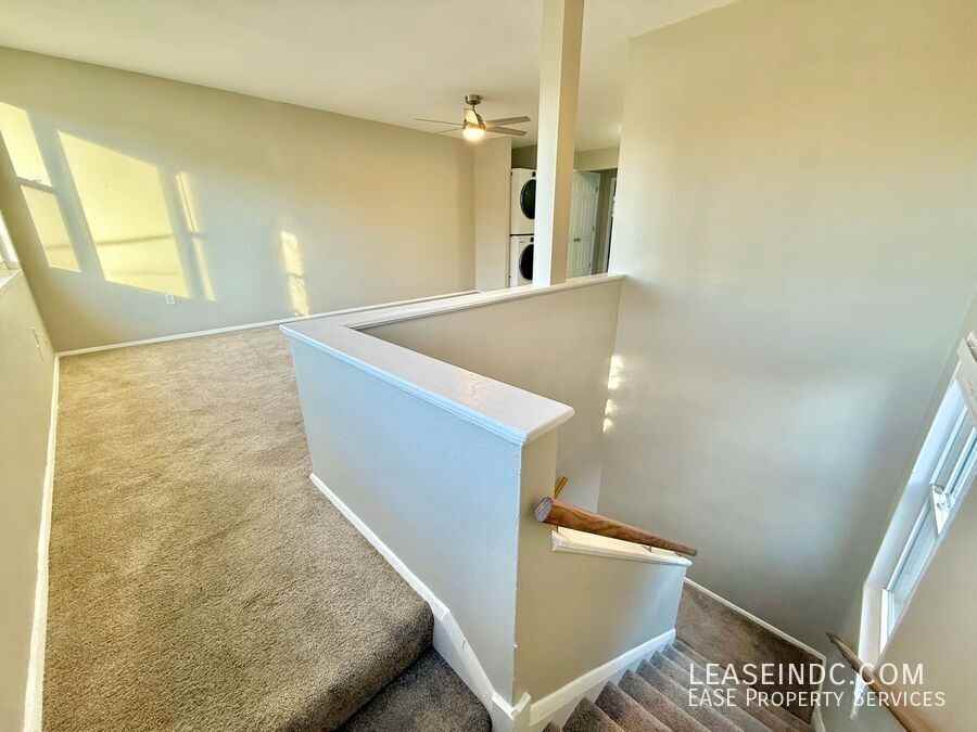 4407 2nd St Ne #2 - Photo 3 of 14