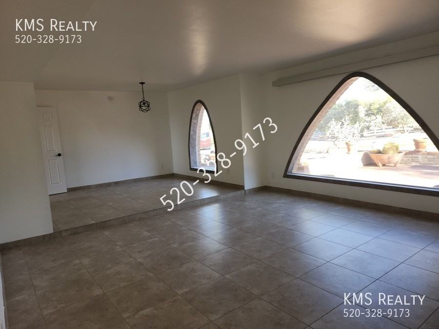 500 E Eden Pl - Photo 7 of 50