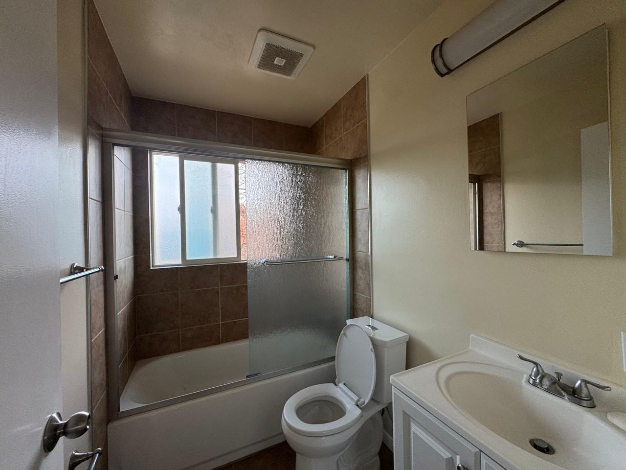 502 Berry Ave #17 - Photo 6 of 14