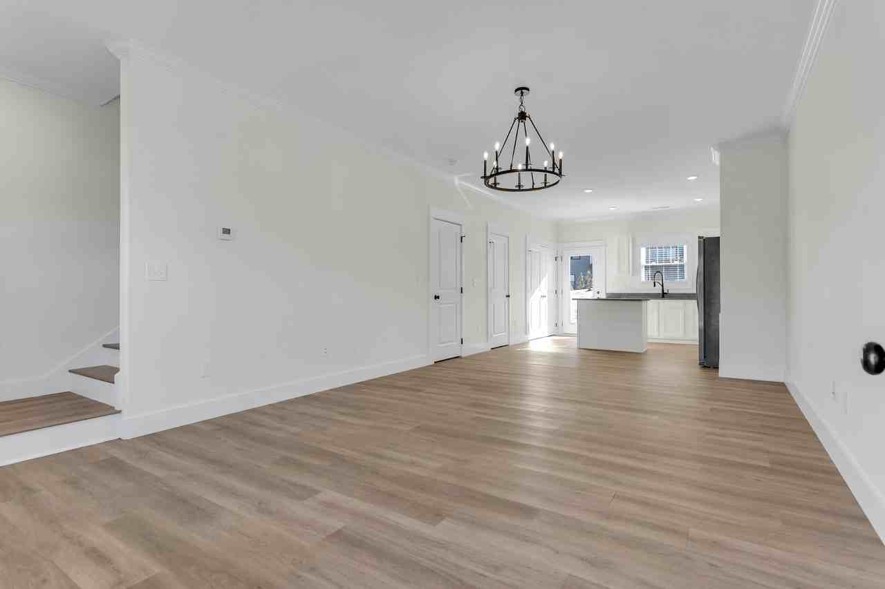 Alders Grv #210 - Photo 3 of 26