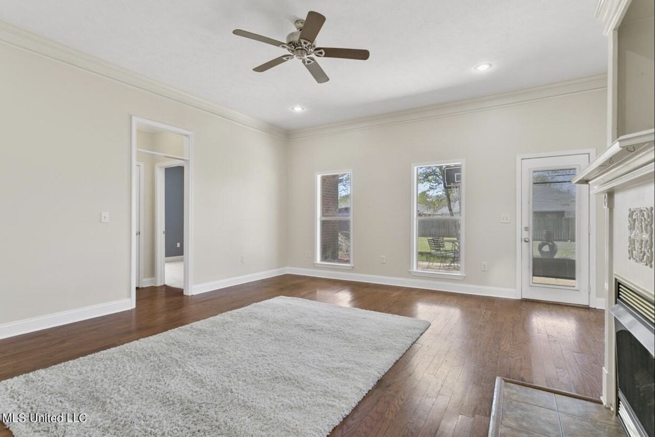 292 Cherry Bark Dr #NA - Photo 4 of 18