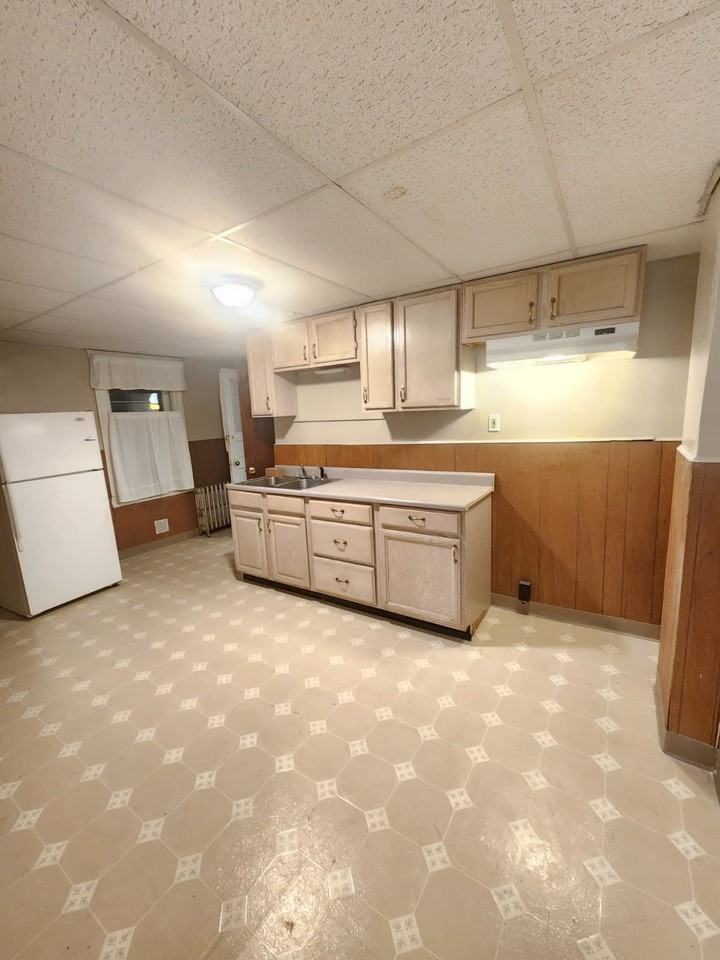 1010 Ridge St #2 - Photo 2 of 7