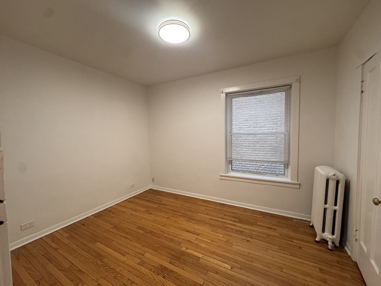 4947 N Troy St #1 - Photo 3 of 19