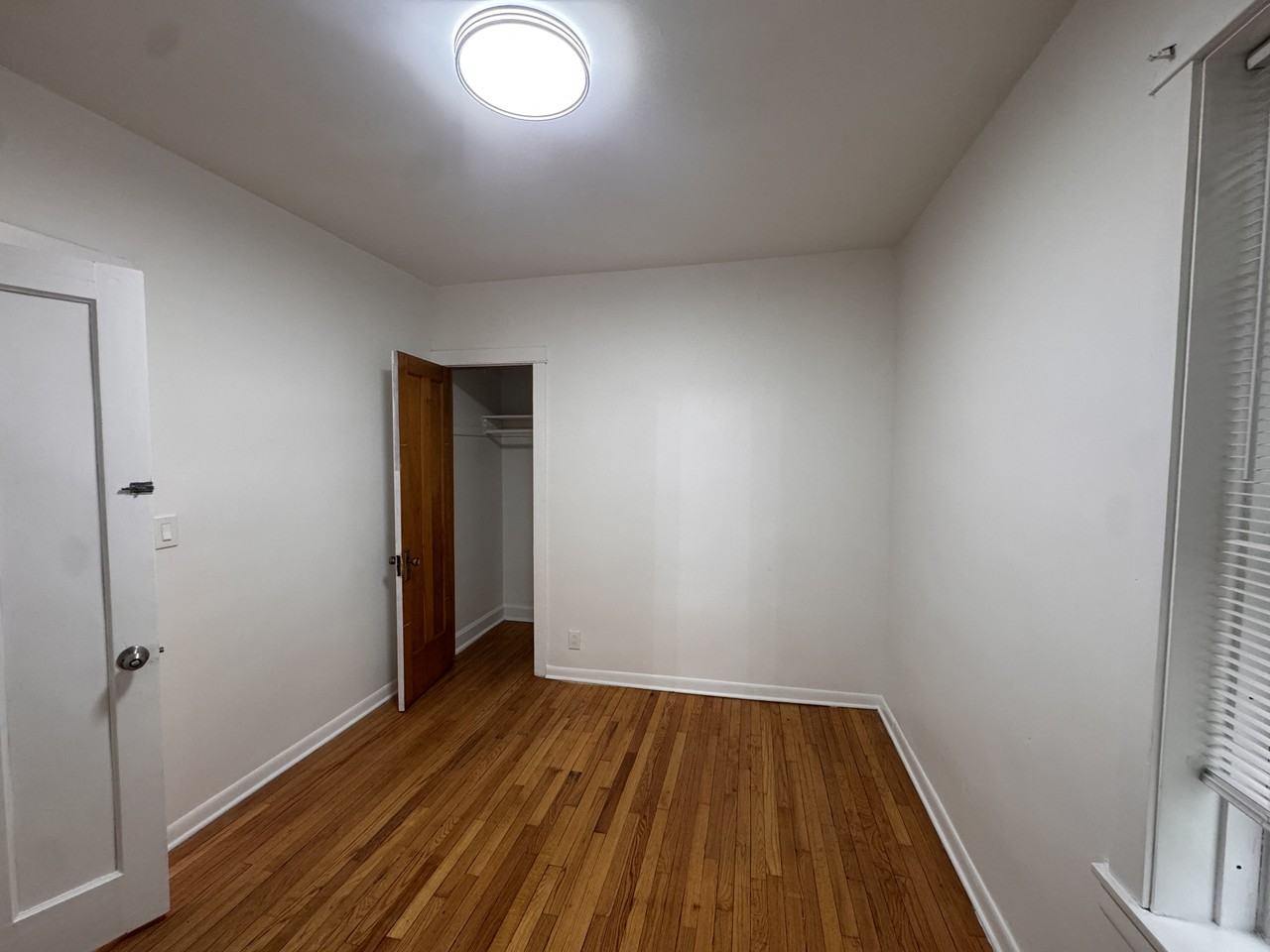 4947 N Troy St #1 - Photo 7 of 19