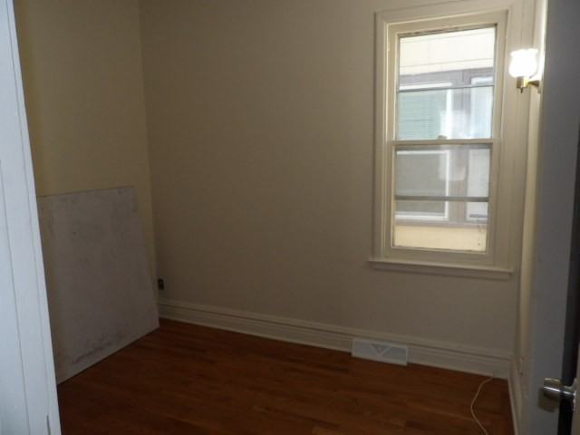 196 Auburn Ave - Photo 4 of 24