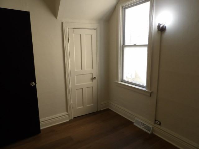 196 Auburn Ave - Photo 7 of 24