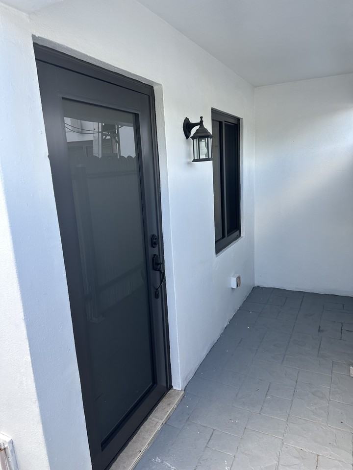 2934 Sw 11th St #2 - Photo 6 of 6