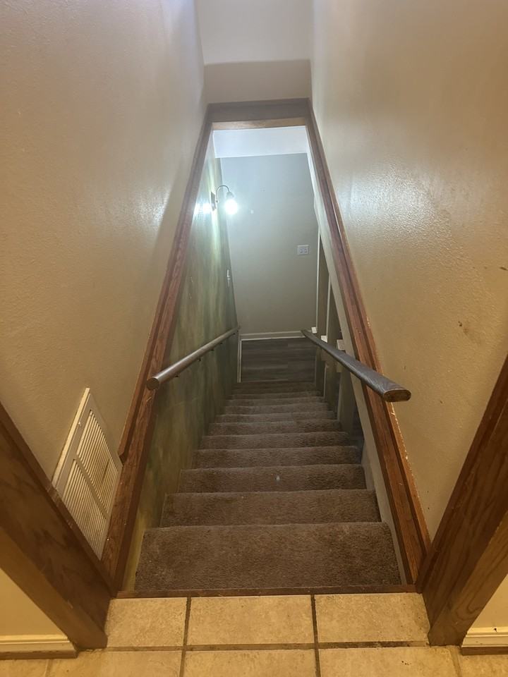 114 Fleury Way #E - Photo 2 of 8