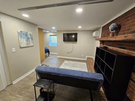 303 6th St #B - Photo 1 of 1