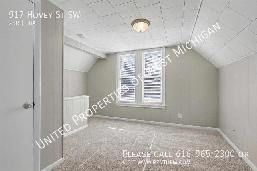 917 Hovey St Sw - Photo 7 of 20