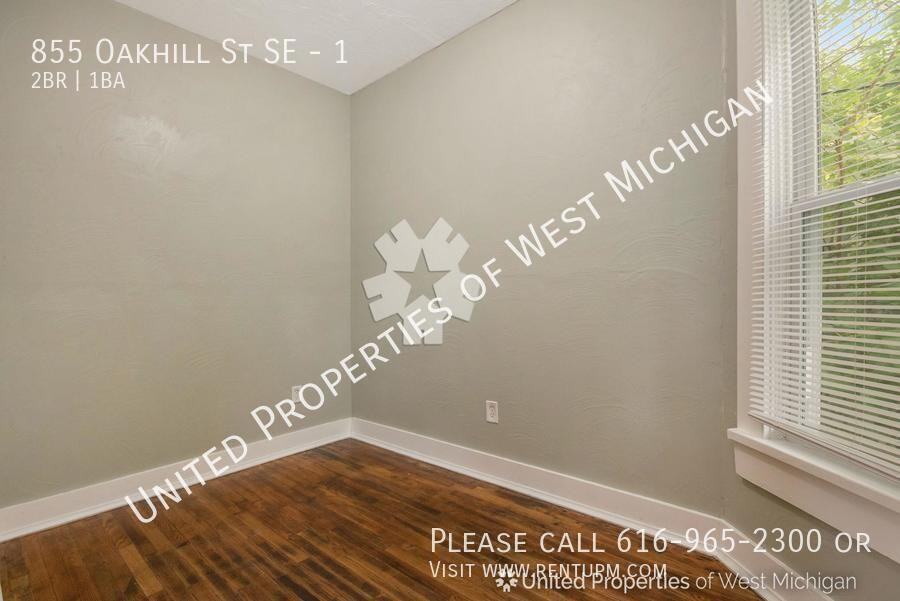 855 Oakhill St Se #1 - Photo 7 of 22