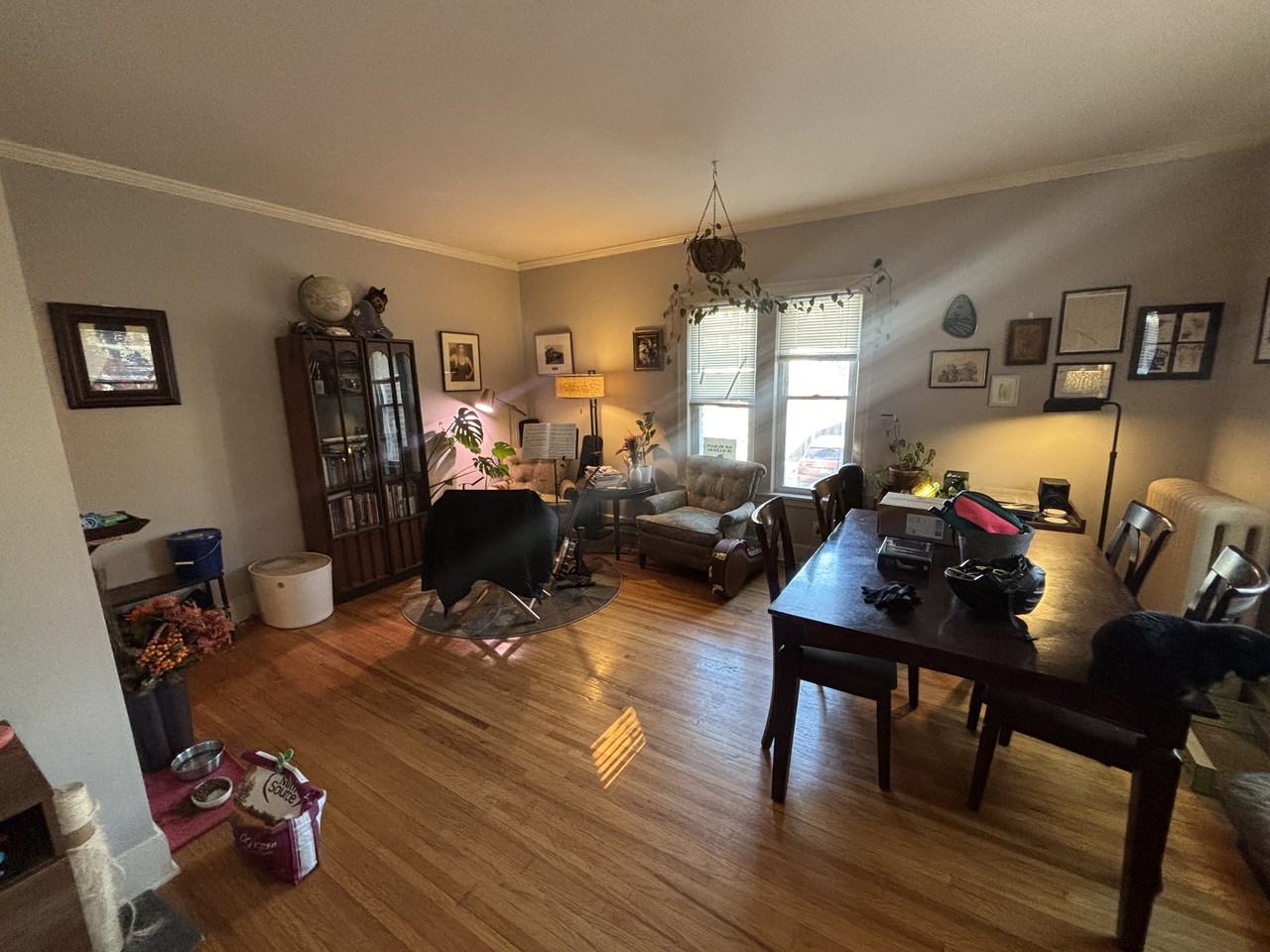 2733 Girard Ave S #106 - Photo 3 of 4