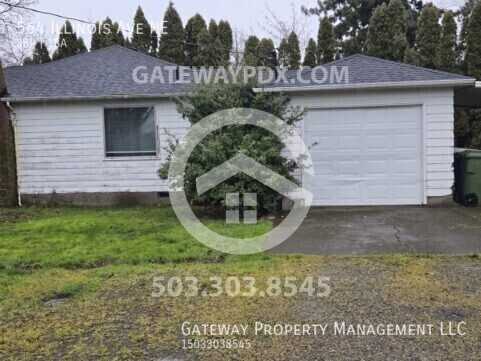 564 Illinois Ave Ne - Photo 3 of 27