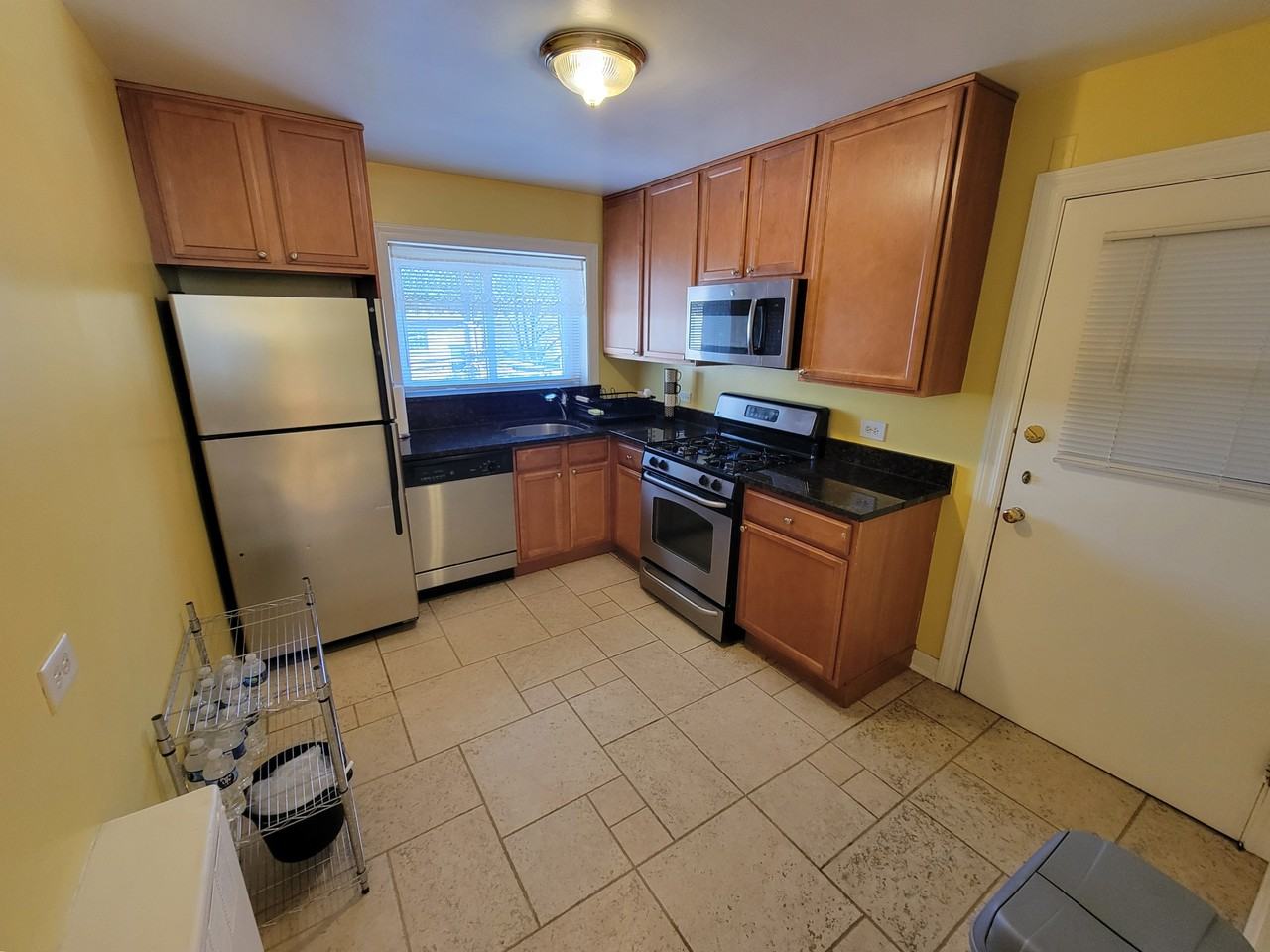 2950 W Arthur Ave #2N - Photo 7 of 18