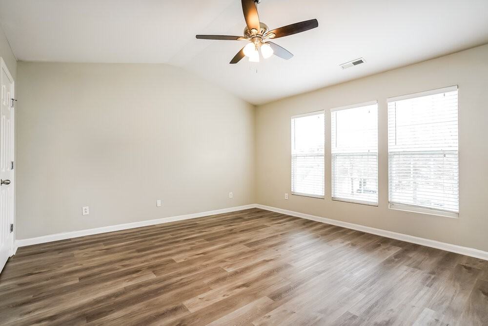 2014 Gushing Dr - Photo 4 of 17