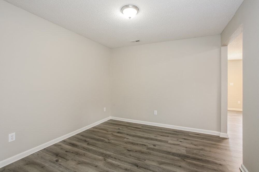 5558 Wild Horse Dr - Photo 5 of 15