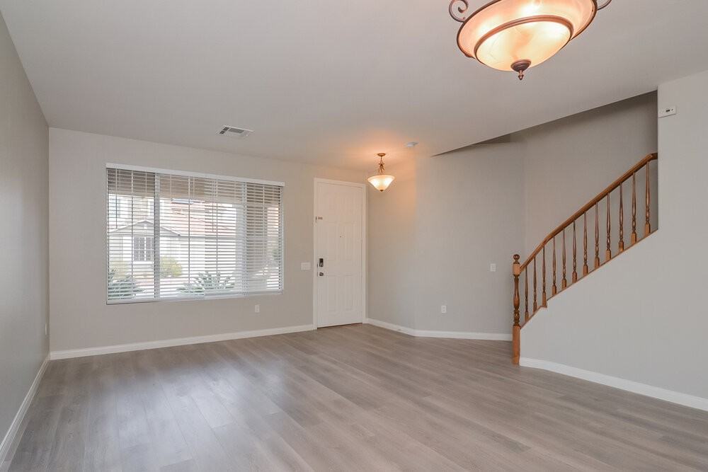 643 Prosser Creek Pl - Photo 5 of 17