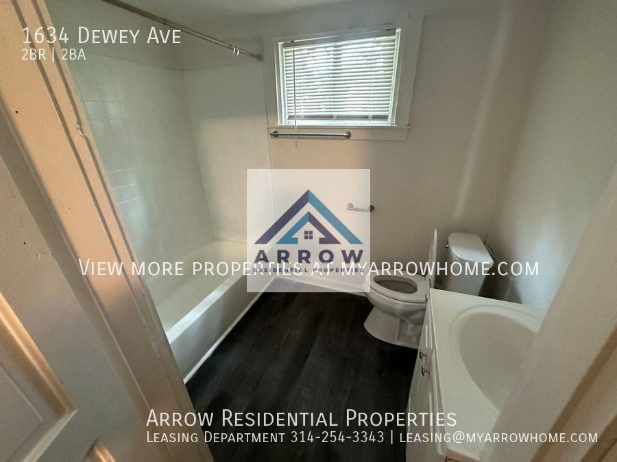 1634 Dewey Ave - Photo 5 of 14