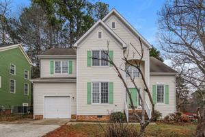 featured image of 813 Hanska Way