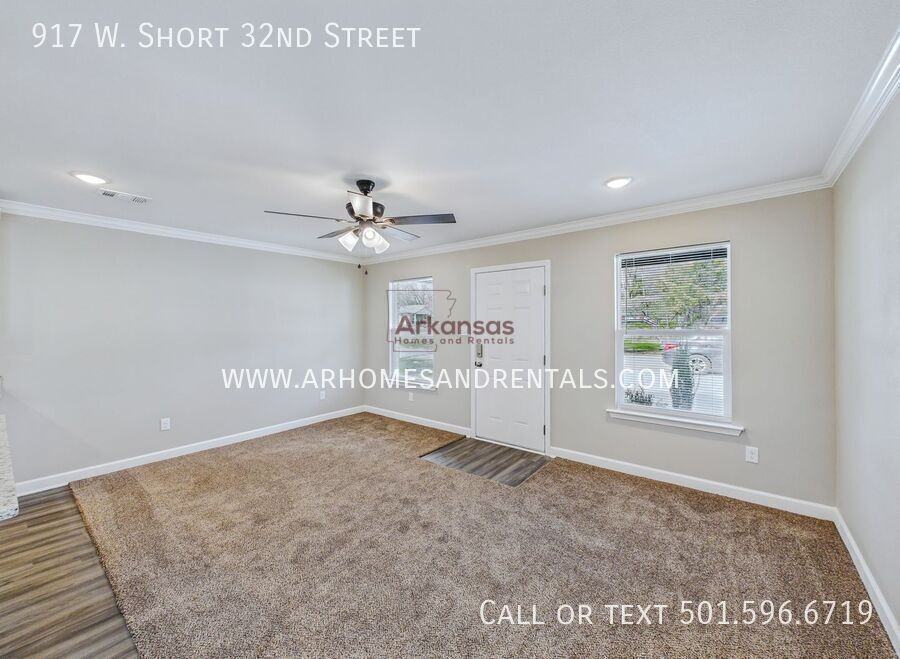 917 W Short 32nd St - Photo 2 of 12