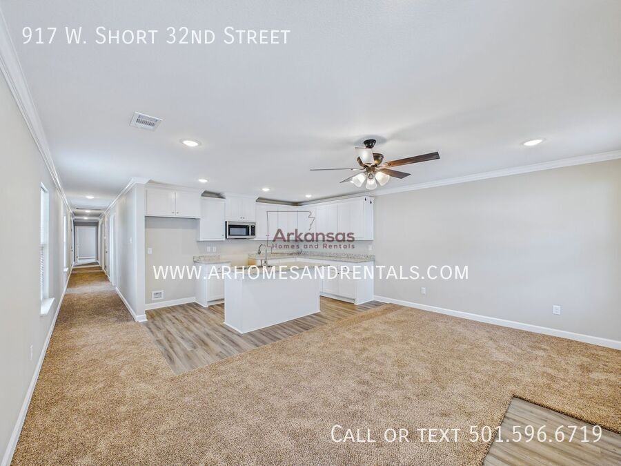 917 W Short 32nd St - Photo 3 of 12