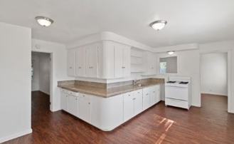 3508 3520 #4 Crestmore Rd #NA - Photo 1 of 1