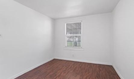 3508 3520 #4 Crestmore Rd #NA - Photo 7 of 14