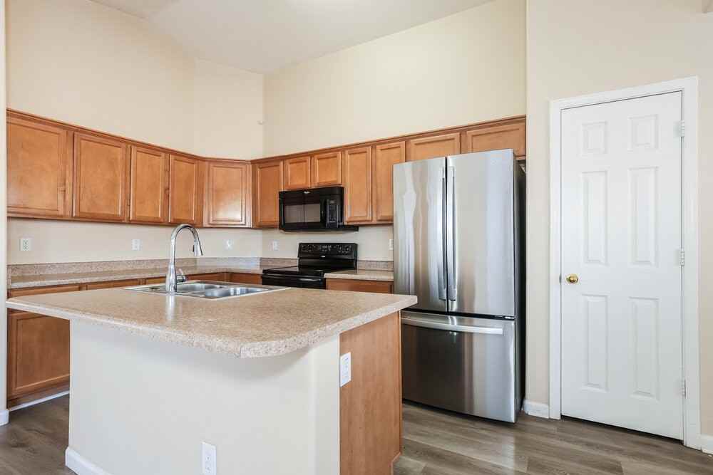 5509 S 34th Ave - Photo 7 of 16