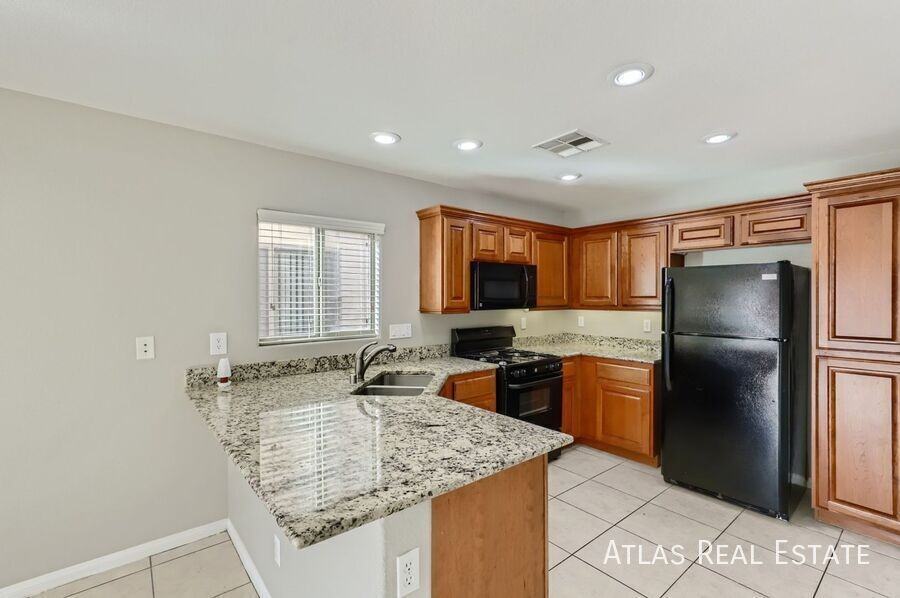 6491 Chettle House Ln - Photo 6 of 18