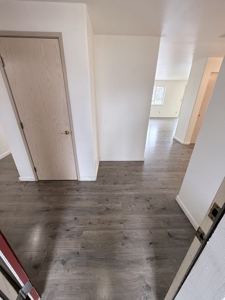 2731 176th St Ne #1 - Photo 4 of 30