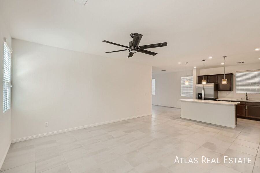 3028 Misty Pine Ave - Photo 3 of 18