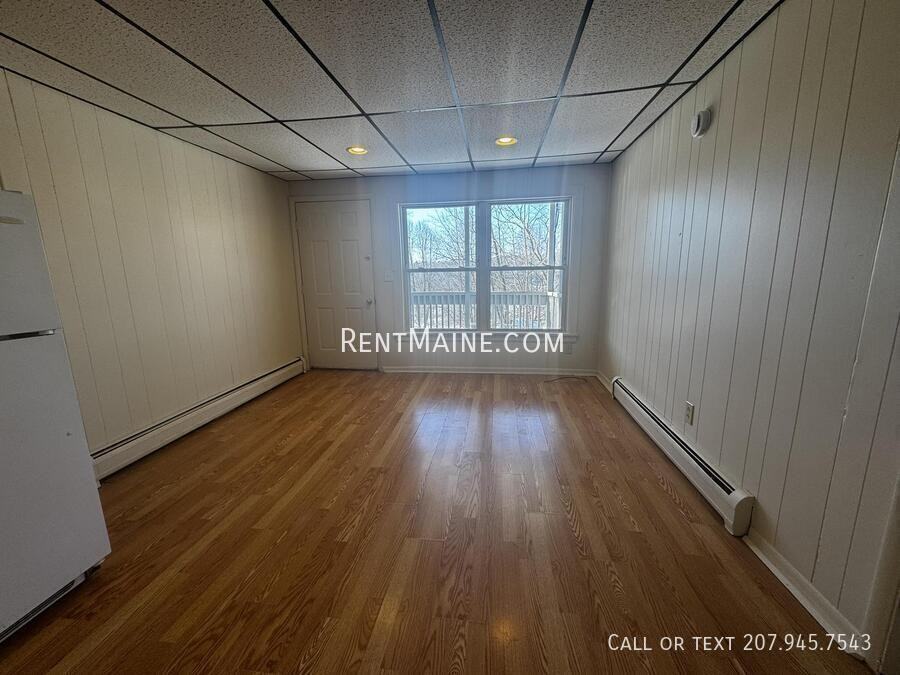 27 Eastern Ave #4 - Photo 4 of 7