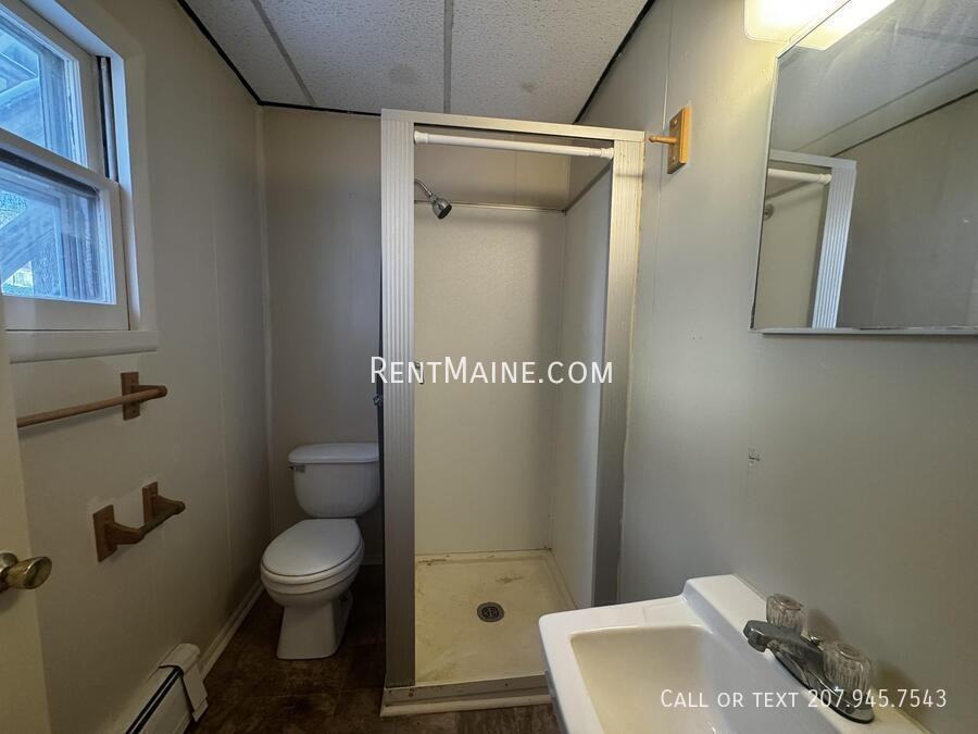 27 Eastern Ave #4 - Photo 6 of 7