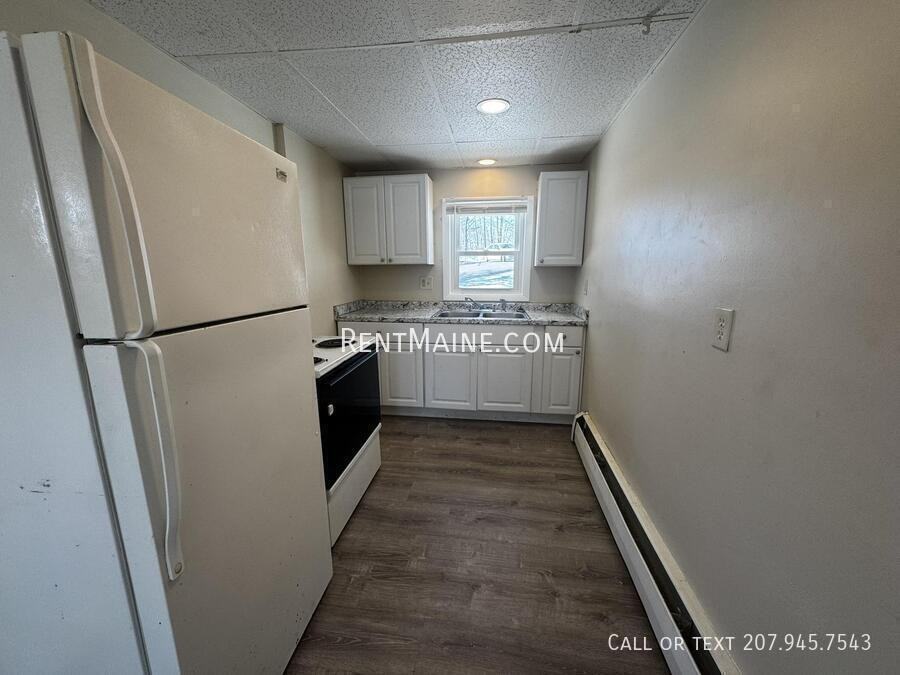 114 Riverside Dr #1 - Photo 2 of 9