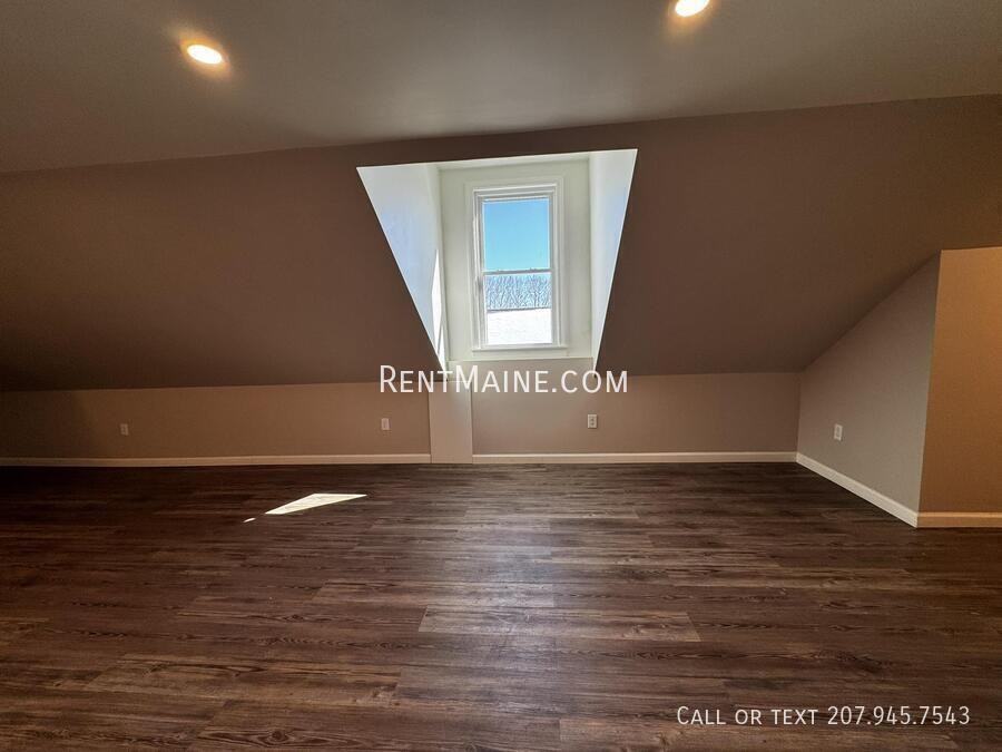 2 Danielson St #6 - Photo 4 of 12