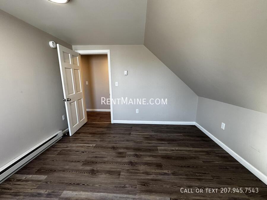 2 Danielson St #6 - Photo 6 of 12