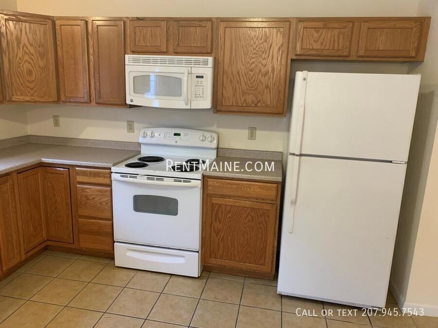 1841 Hammond St #3 - Photo 4 of 13