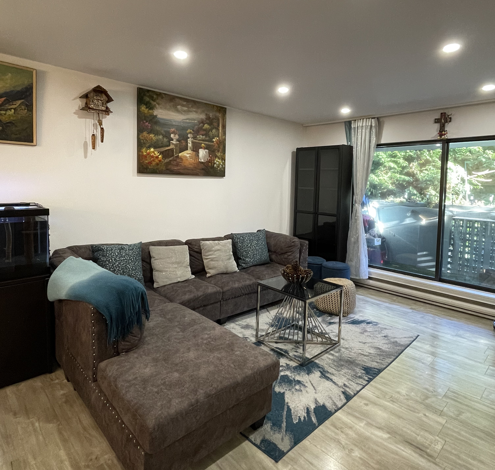 8700 Ackroyd Rd - Photo 5 of 46