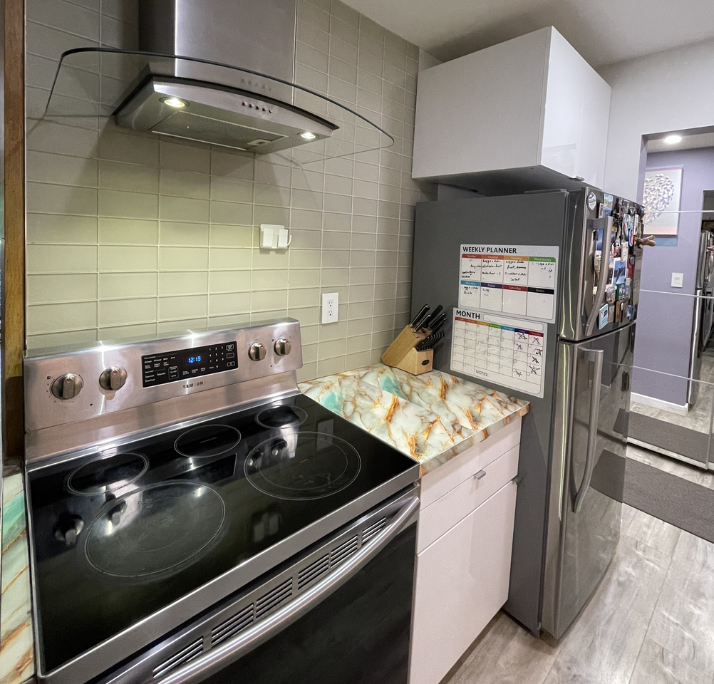 8700 Ackroyd Rd - Photo 6 of 46