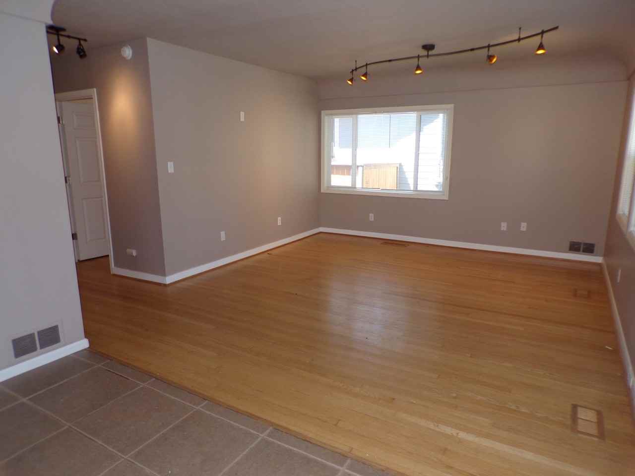 424 S Pendleton St #1 - Photo 6 of 46